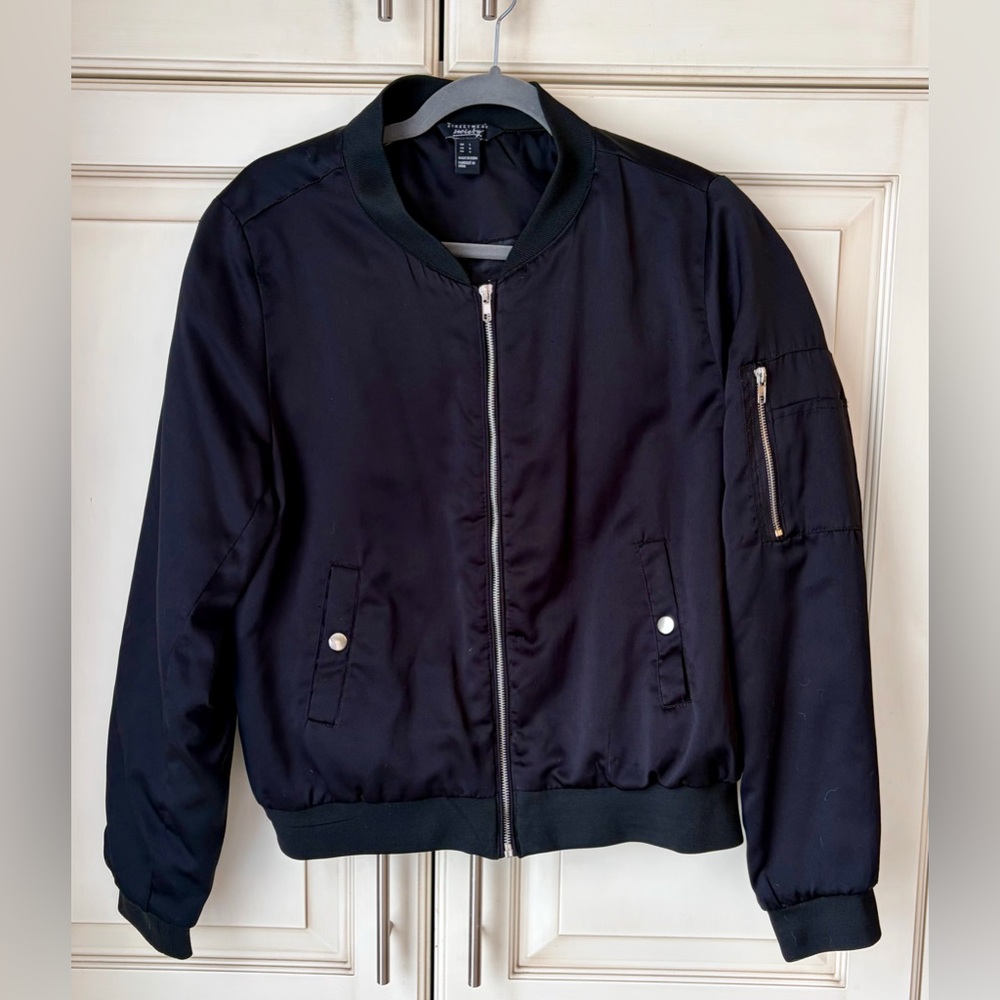 🍓Streetwear Society Midnight Black Satin-like Bomber Jacket. Large (medium/large
